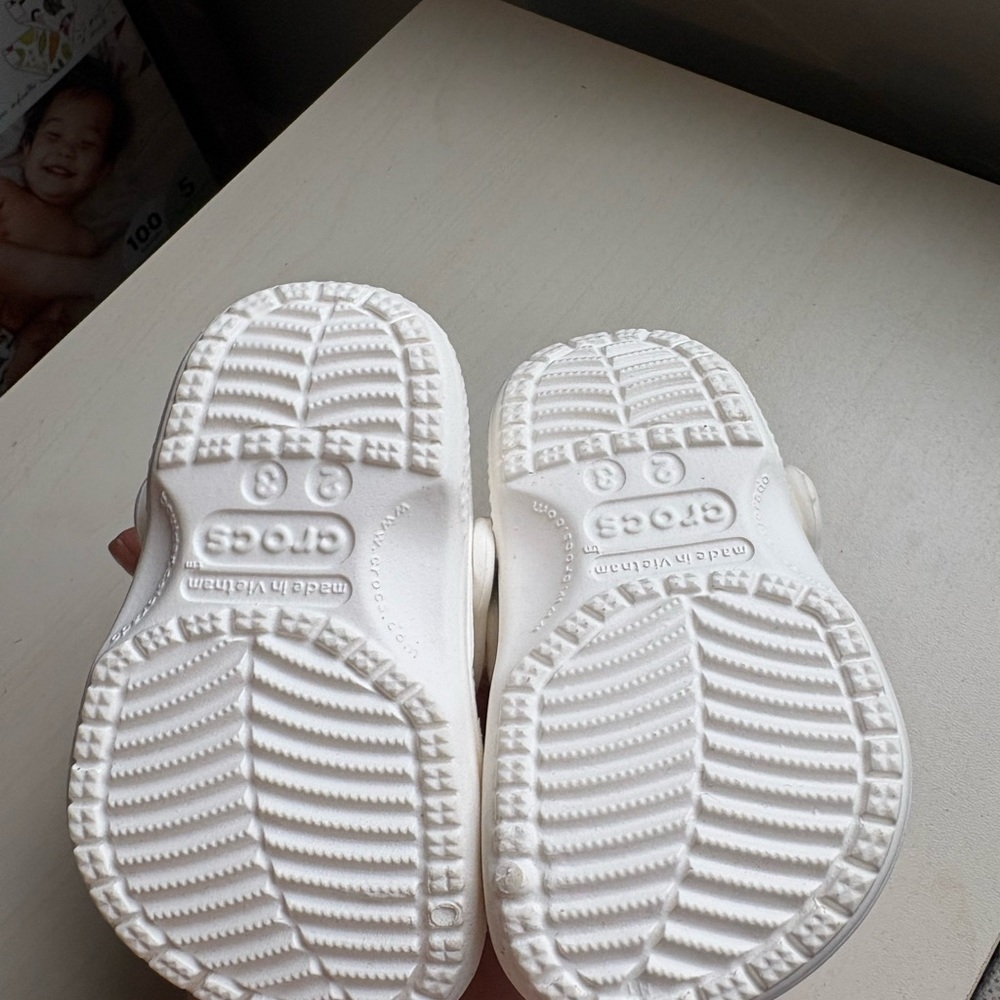 Kids White Clogs - Picture 2 of 2